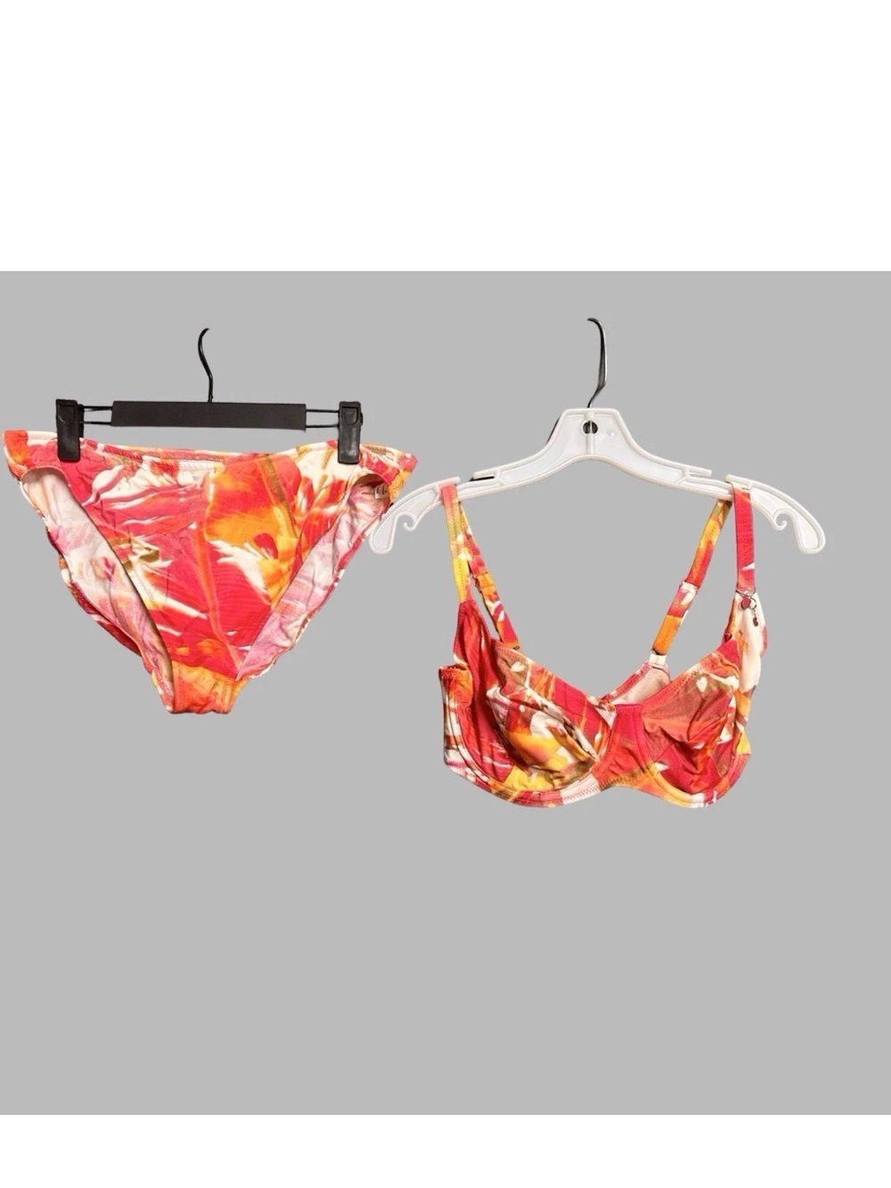 Fantasie Bikini 34F Wired Non Padded Full Cup & XL Bottoms w/ Charm Orange Red